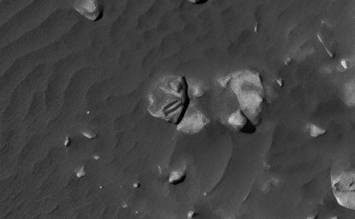 Zoomed-in view (click for larger image at actual size 1:1 scale)