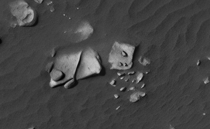 Zoomed-in view (click for larger image at actual size 1:1 scale)