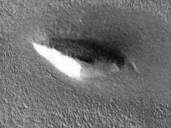 Triangular pyramid on Martian surface – Pyramid four